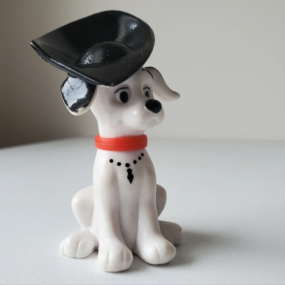 Disney 101 Dalmatians/McDonald's | Red Collar Black Hat Necklace Dog